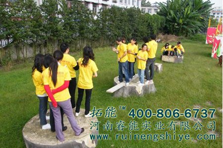 <b>荒岛求生(孤岛求生)拓展训练器材</b>
